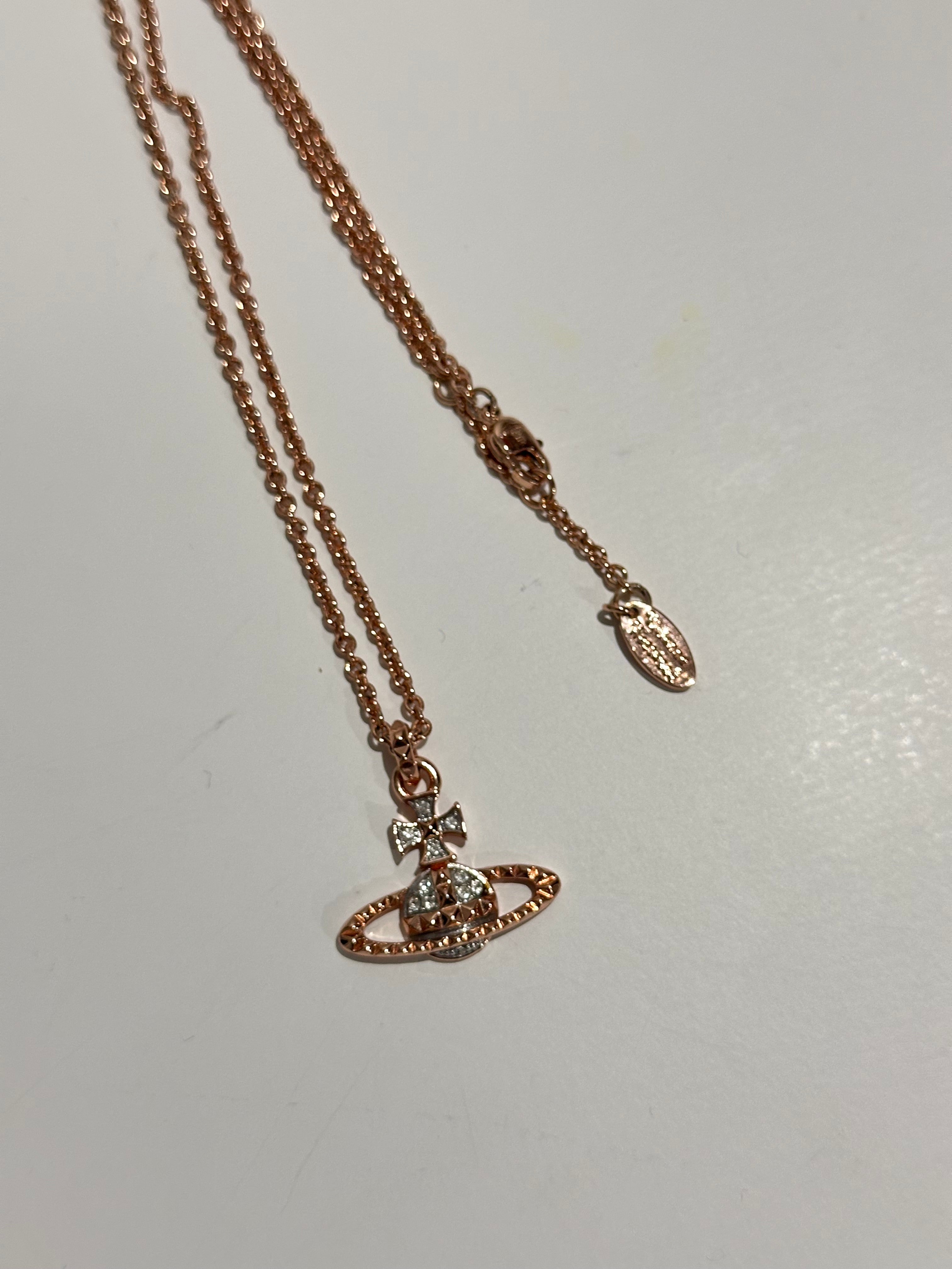 VIVIENNE WESTWOOD ROSE GOLD SATURN NECKLACE